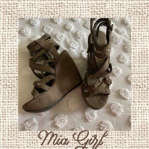 Mia Girl Wedges